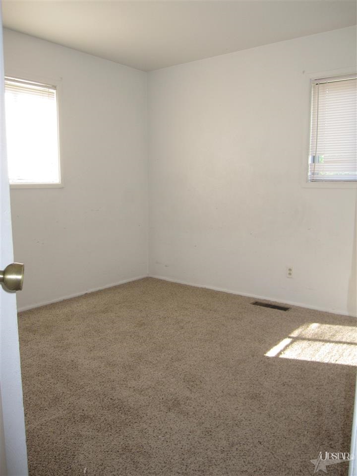 225 W Fairfax Ave, Fort Wayne, IN 46807 photo 12