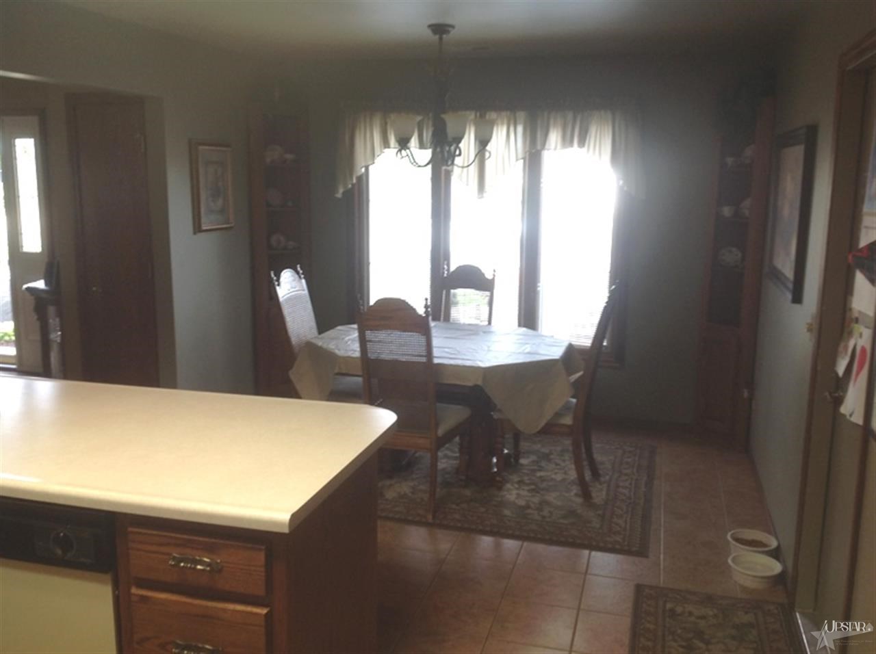 1033 Woodridge Dr, Decatur, IN 46733 photo 7
