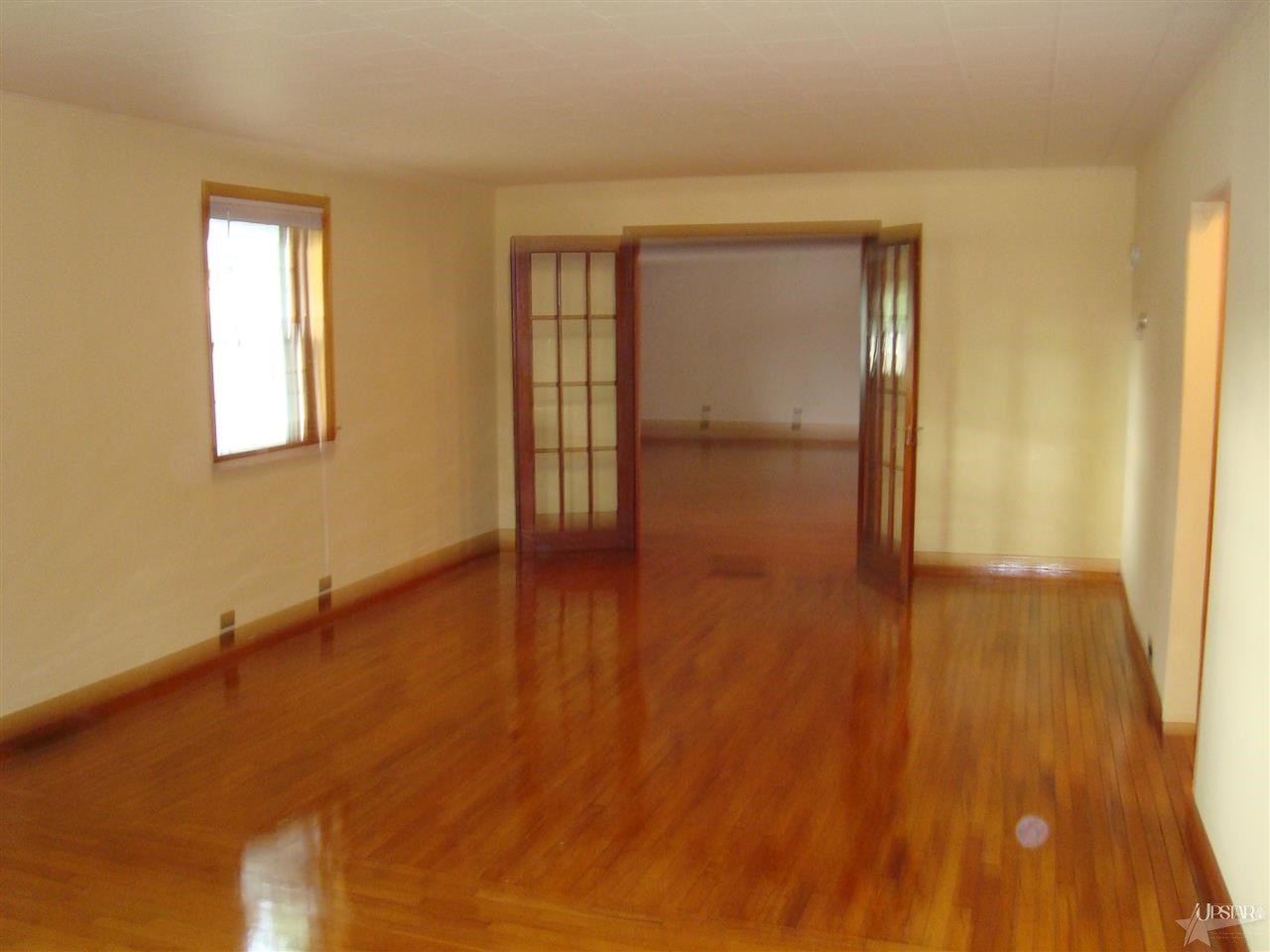 908 Oak St, Huntington, IN 46750 photo 7