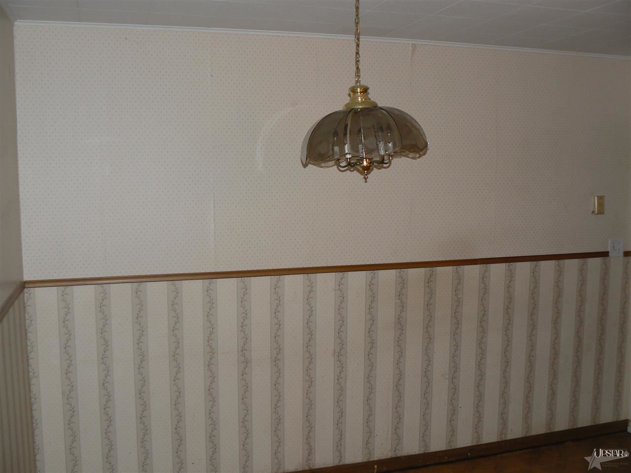 2626 Hoevelwood Dr, Fort Wayne, IN 46806 photo 7