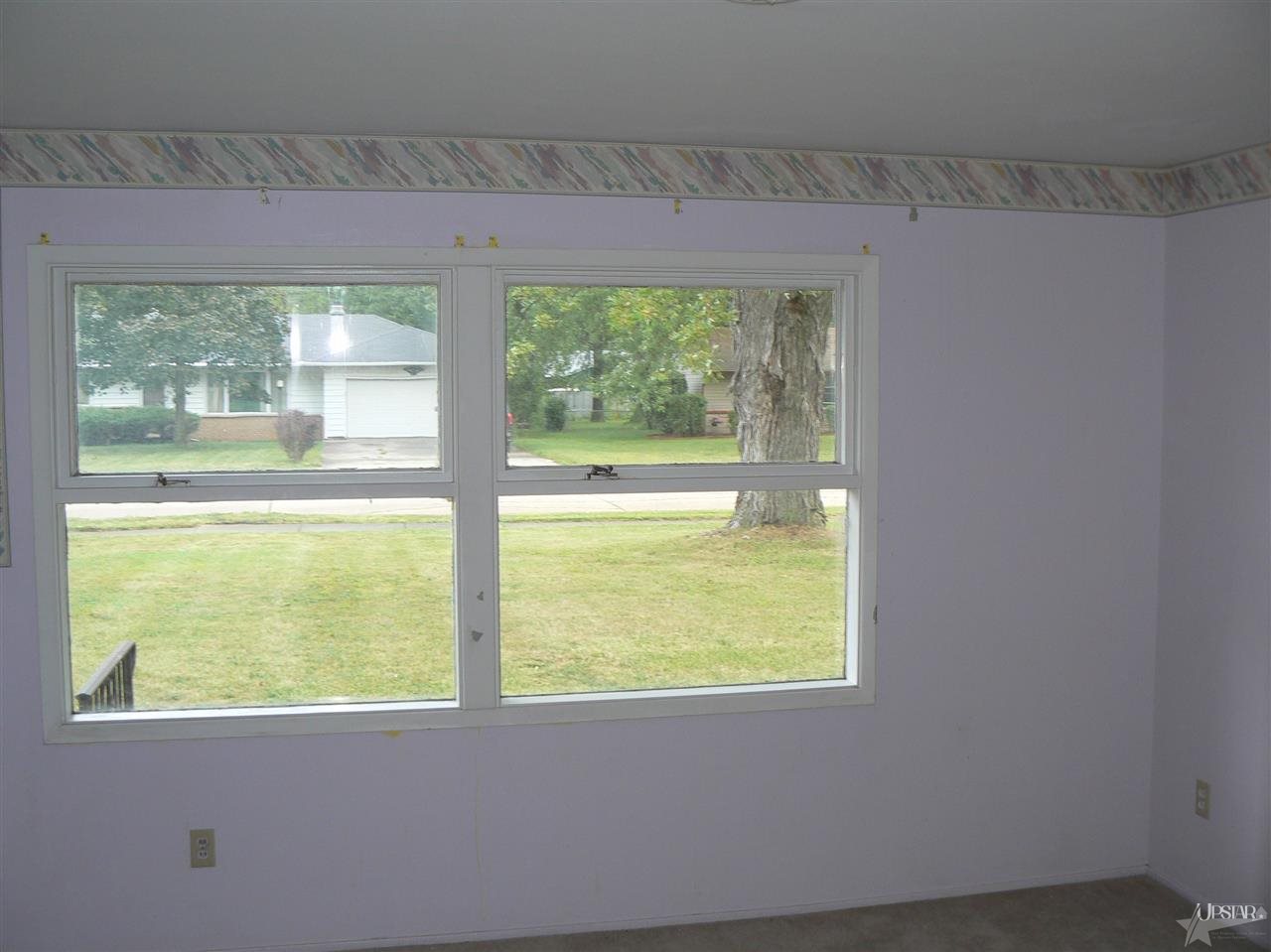 2626 Hoevelwood Dr, Fort Wayne, IN 46806 photo 12