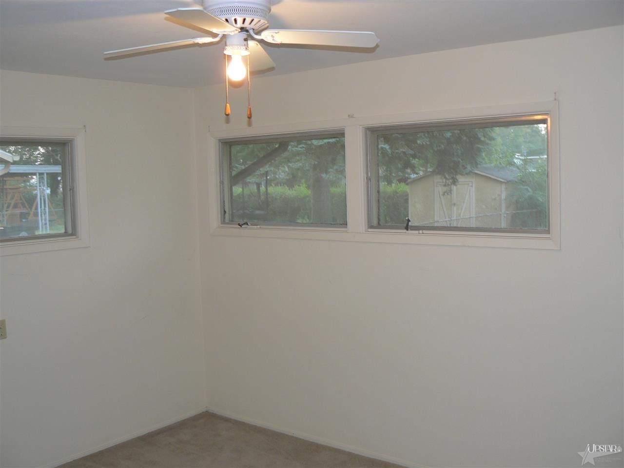 2626 Hoevelwood Dr, Fort Wayne, IN 46806 photo 10
