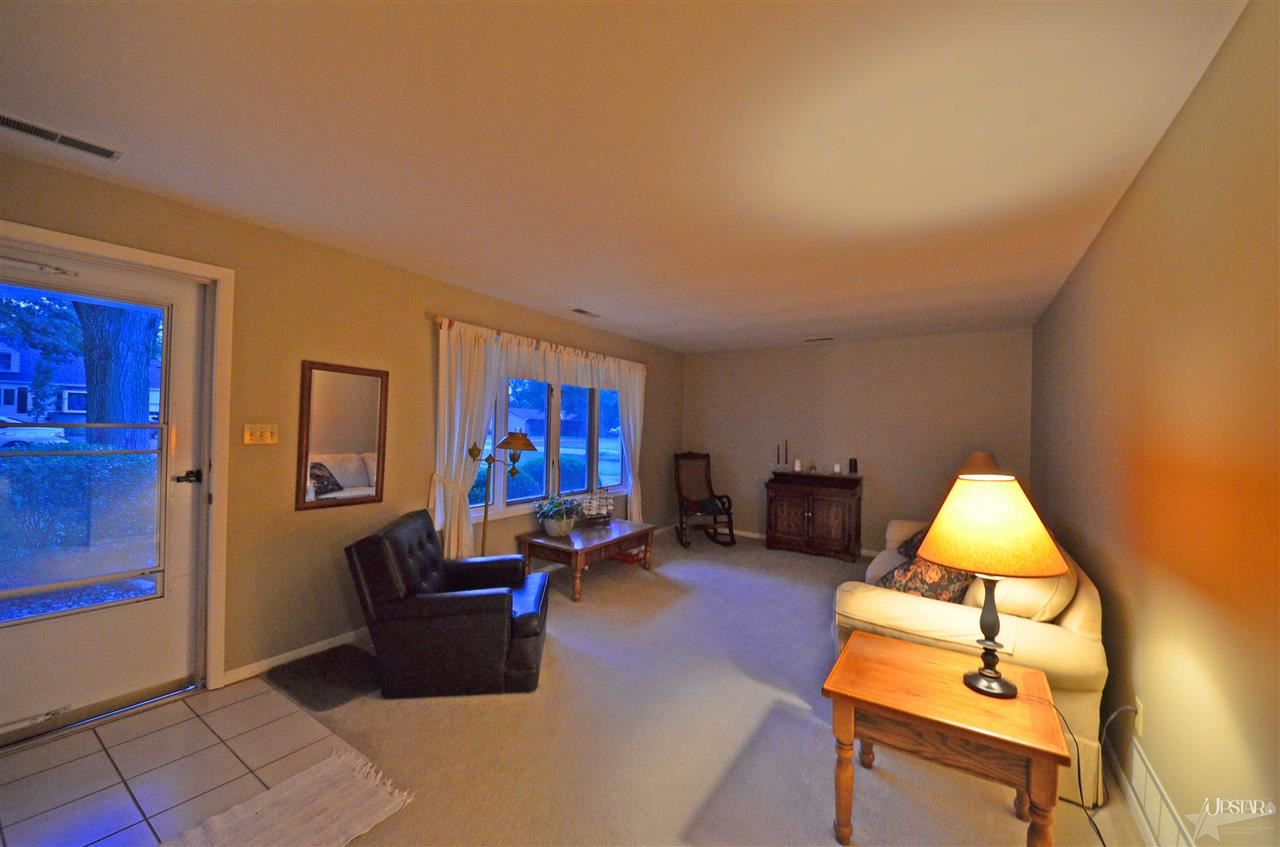 5705 Fernwood Ave, Fort Wayne, IN 46809 photo 5