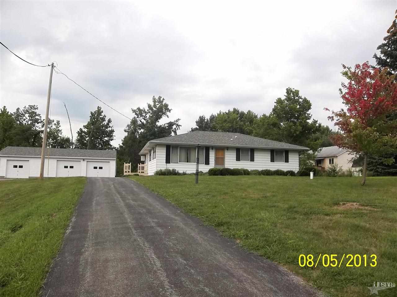 3232 W 900 N, Huntington, IN 46750 photo 1