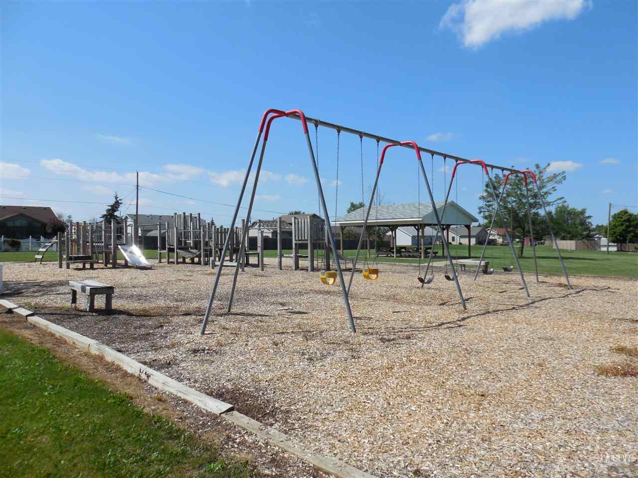 506 Greenwood Trl, Ossian, IN 46777 photo 13