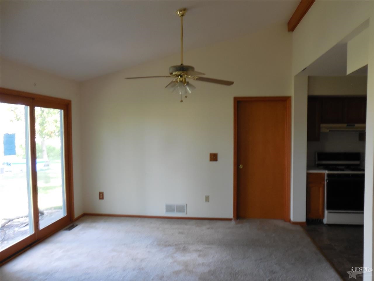 506 Greenwood Trl, Ossian, IN 46777 photo 4