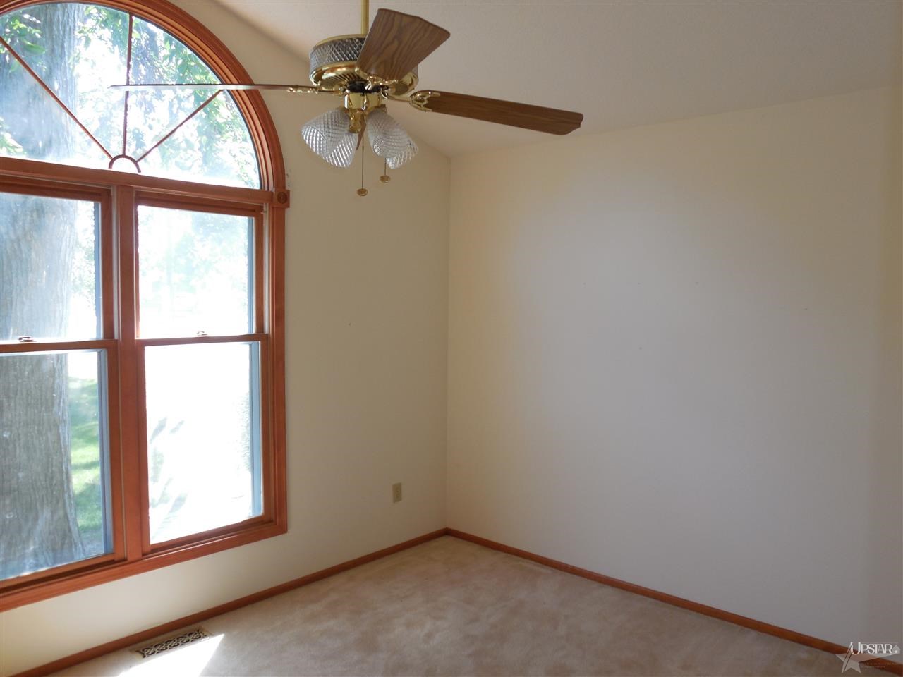 506 Greenwood Trl, Ossian, IN 46777 photo 7