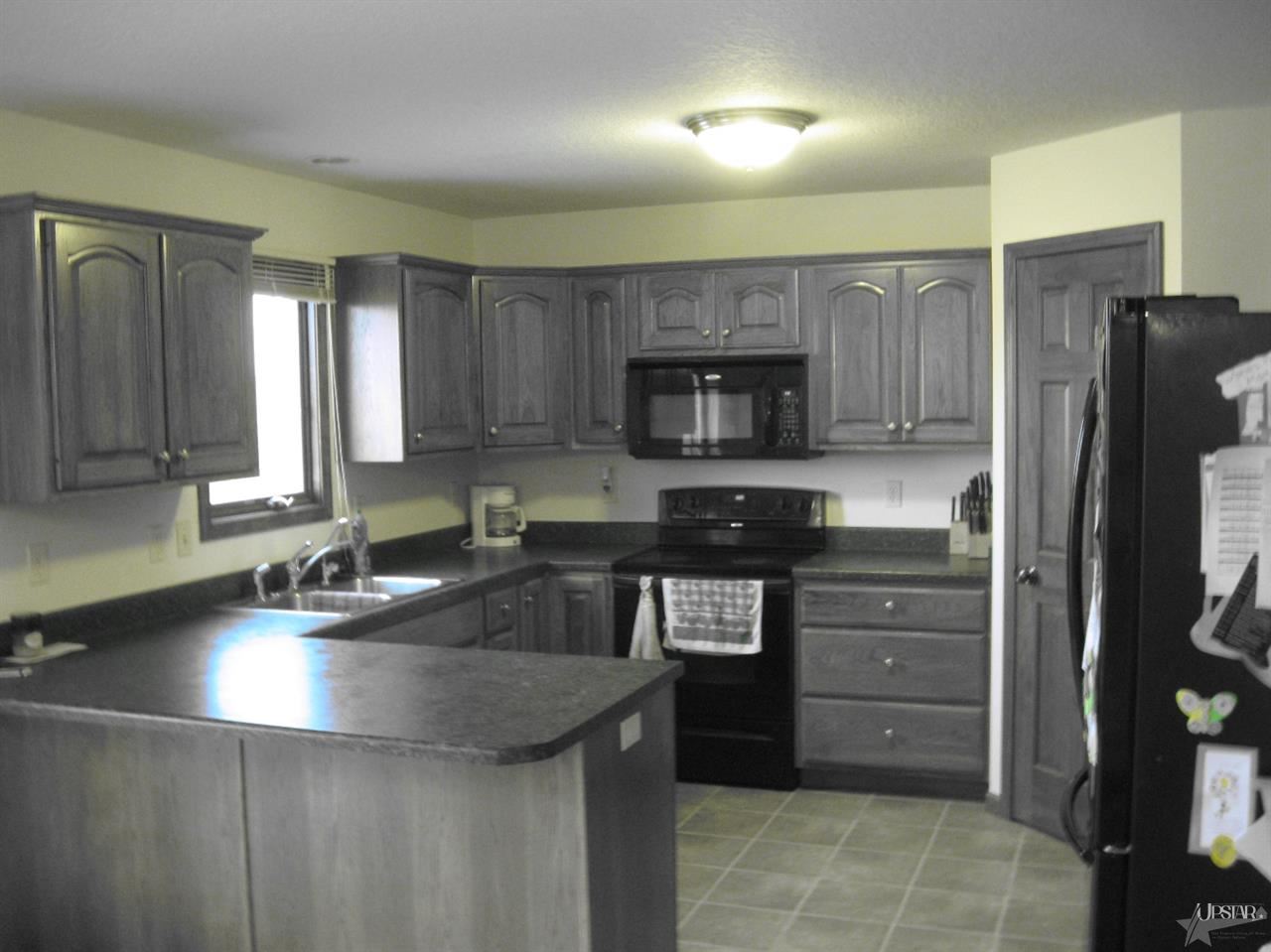 5936 Gustin Rd, Woodburn, IN 46797 photo 8