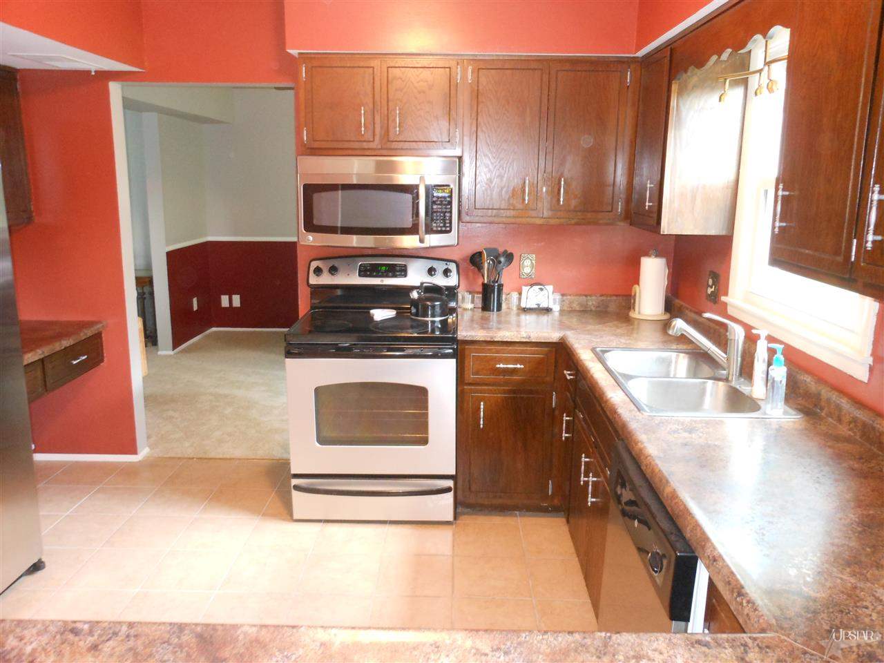 4221 Strathdon Dr, Fort Wayne, IN 46816 photo 10