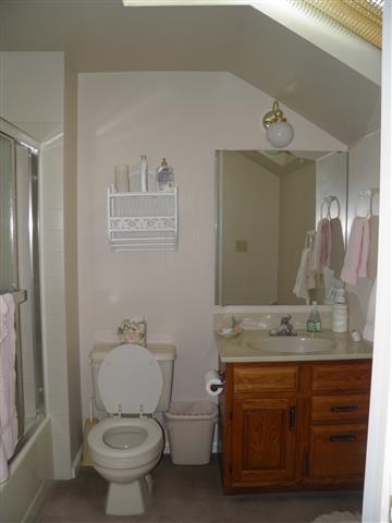 421 E Clover Ln, Bloomington, IN 47408 photo 17
