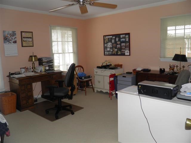 421 E Clover Ln, Bloomington, IN 47408 photo 6