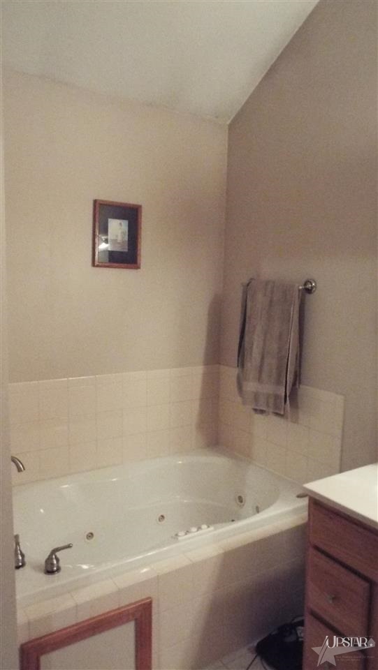 100 Deepwater Ct, Geneva, IN 46740 photo 8
