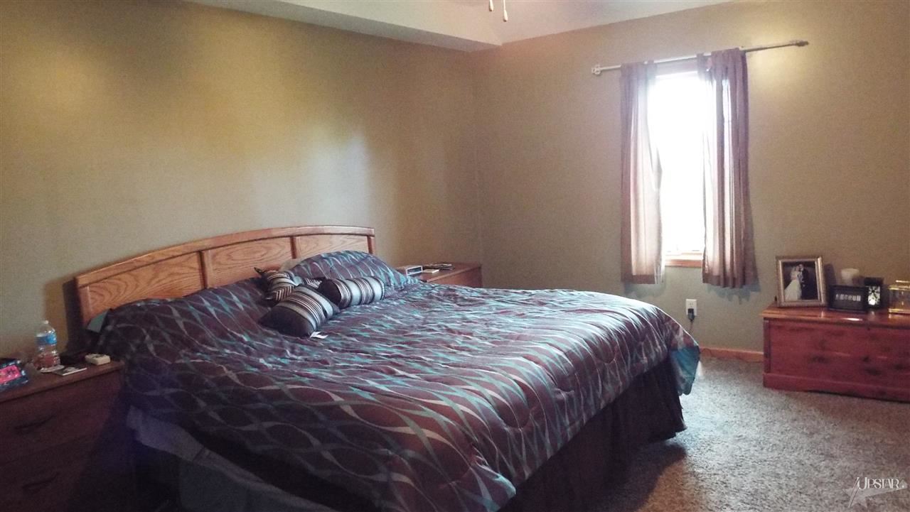 100 Deepwater Ct, Geneva, IN 46740 photo 5