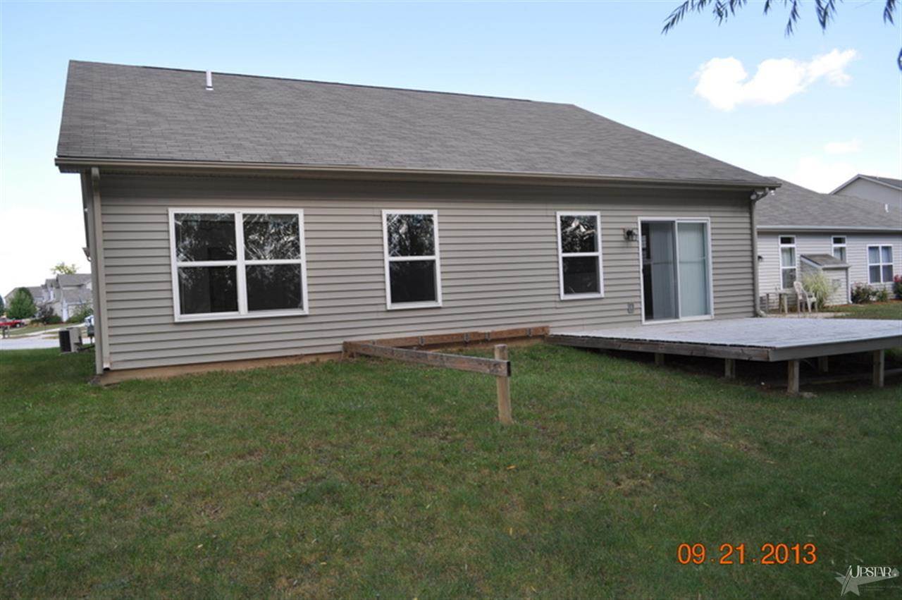 9010 Brickshire Pkwy, Fort Wayne, IN 46815 photo 2