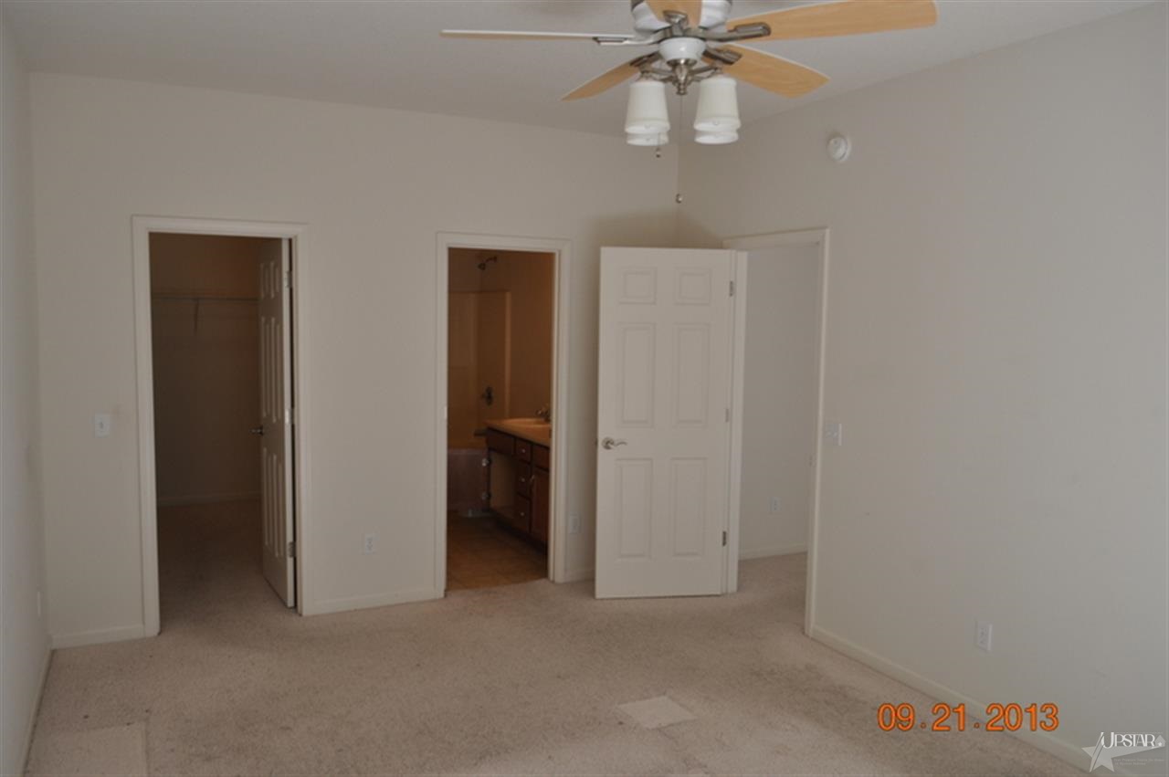 9010 Brickshire Pkwy, Fort Wayne, IN 46815 photo 17