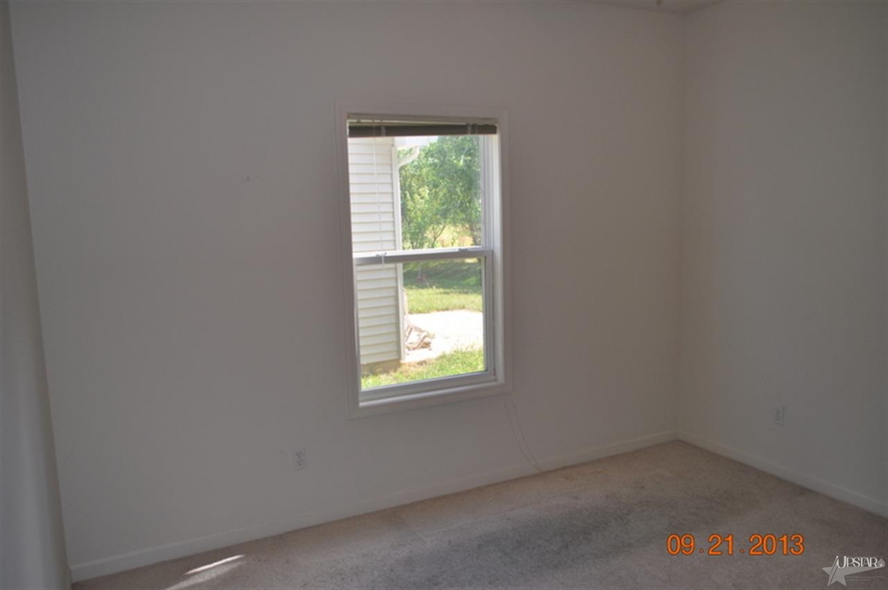 9010 Brickshire Pkwy, Fort Wayne, IN 46815 photo 9