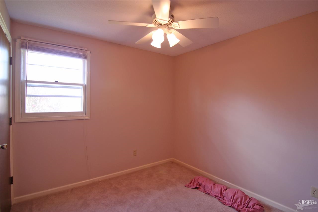 10707 Lagoon Dr, Grabill, IN 46741 photo 8