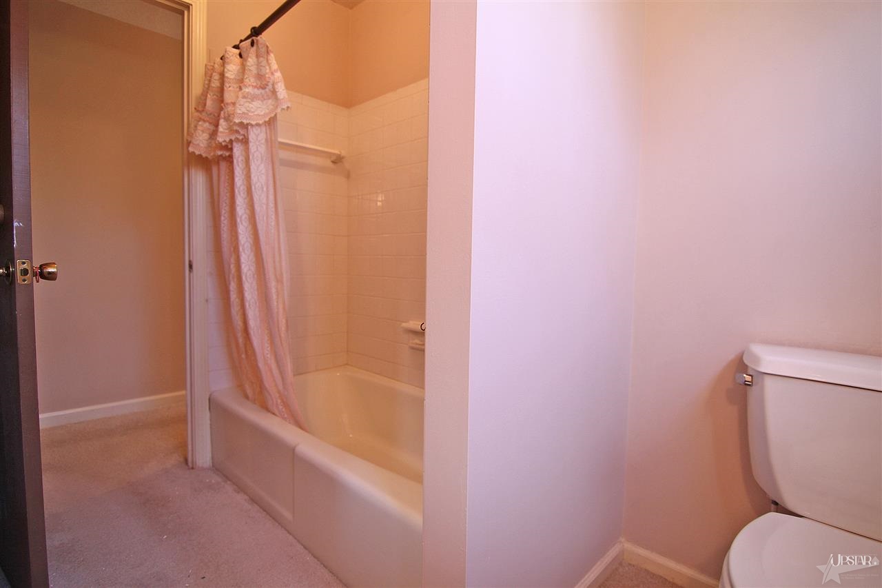 10707 Lagoon Dr, Grabill, IN 46741 photo 26
