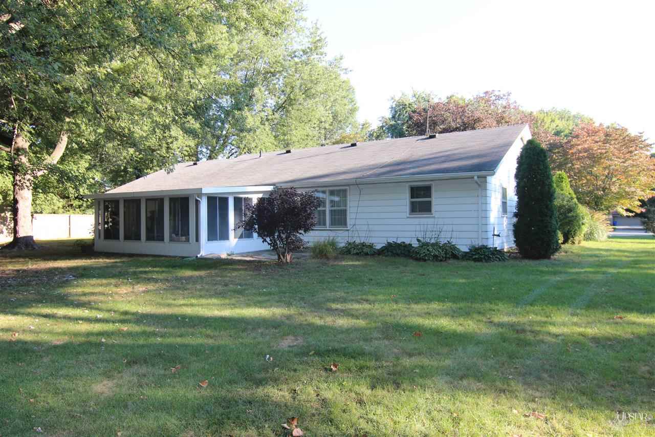 10707 Lagoon Dr, Grabill, IN 46741 photo 22