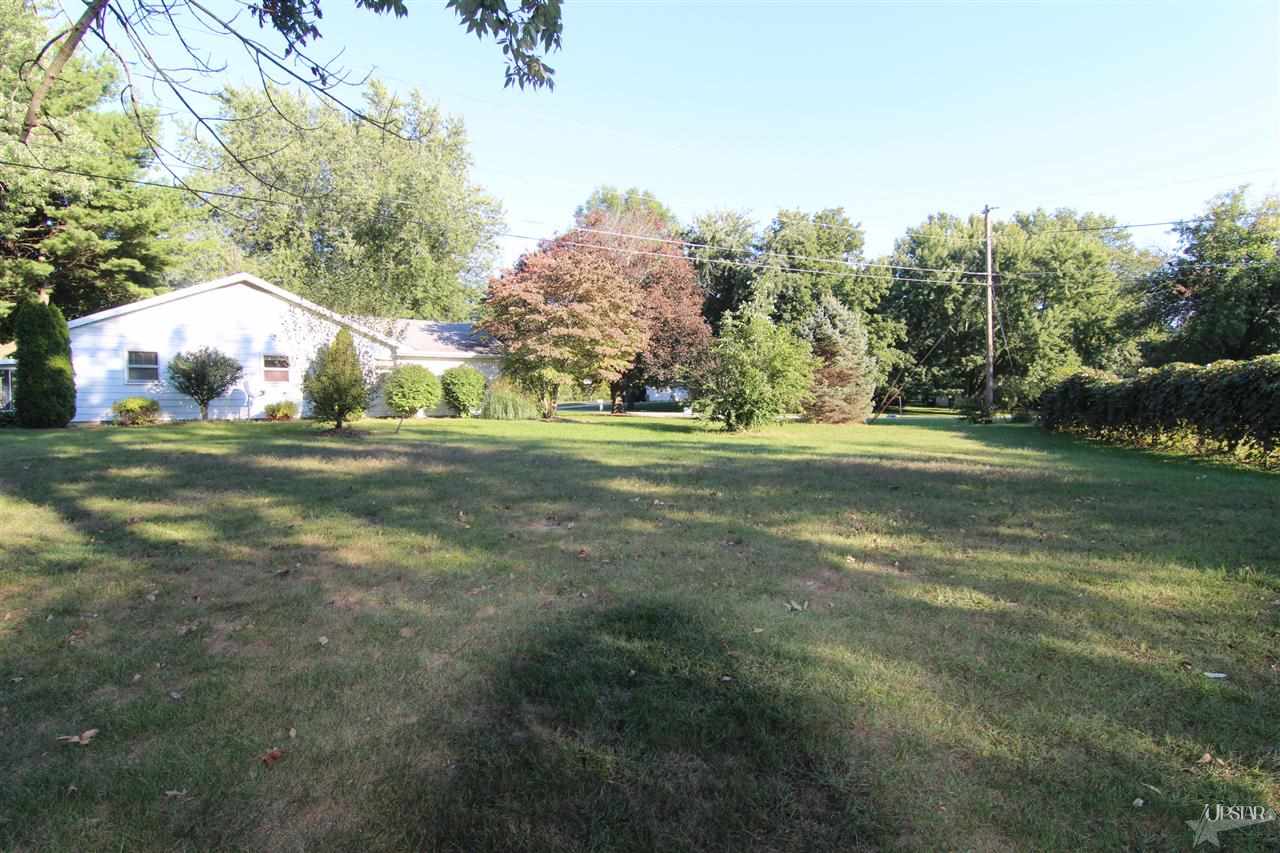 10707 Lagoon Dr, Grabill, IN 46741 photo 24