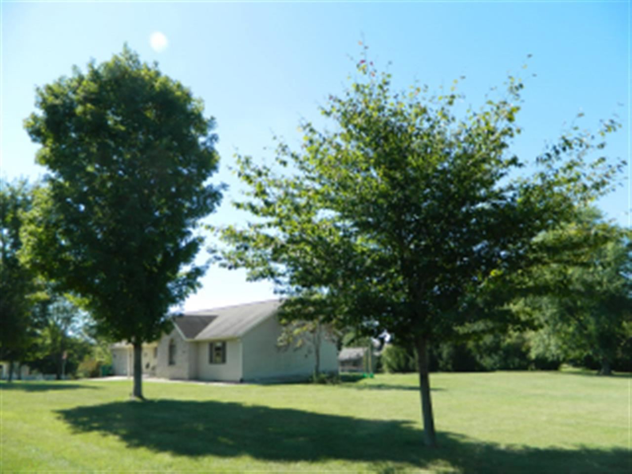 8102 S Talbott Ct, Bloomington, IN 47401 photo 17