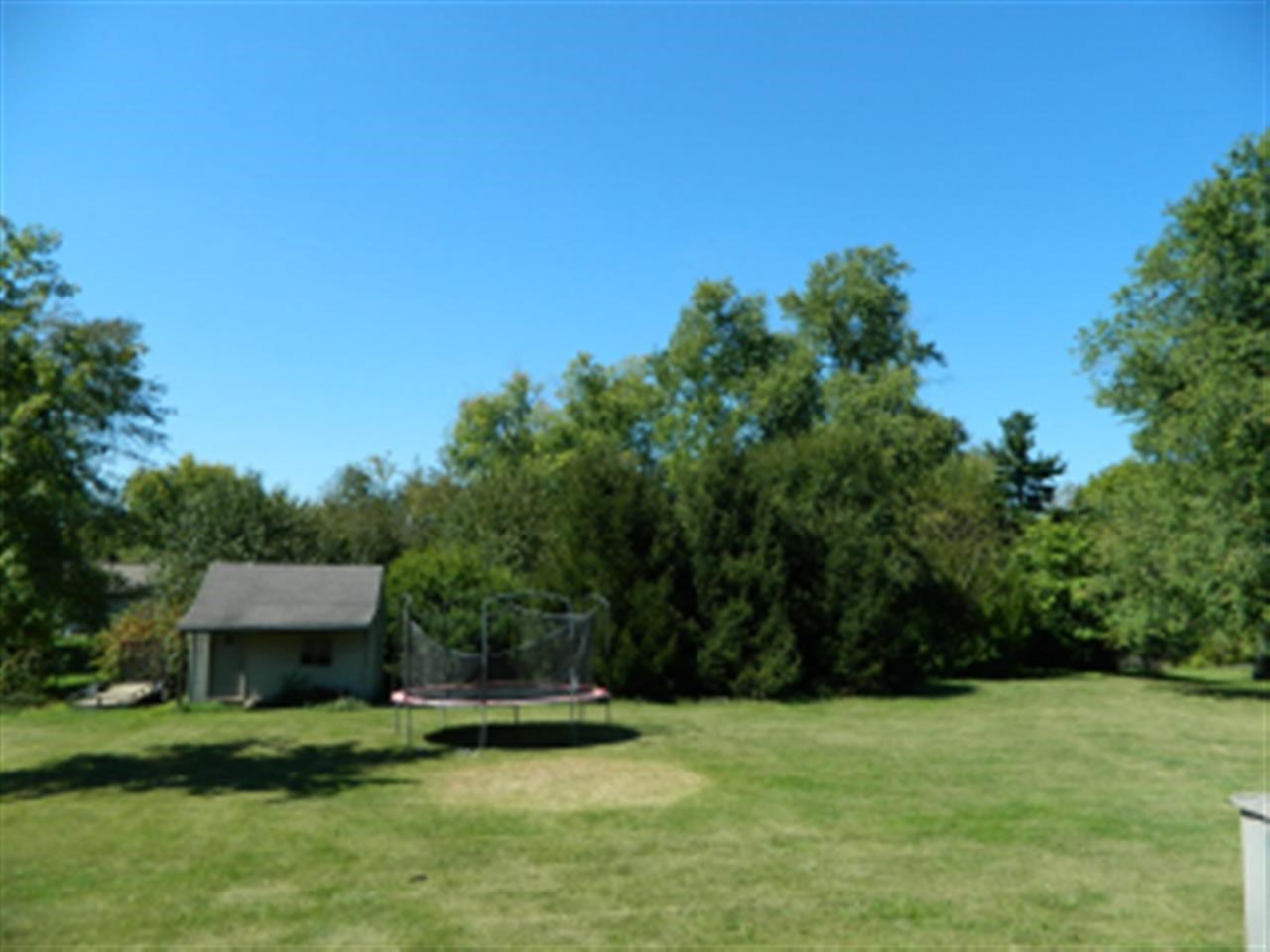 8102 S Talbott Ct, Bloomington, IN 47401 photo 13