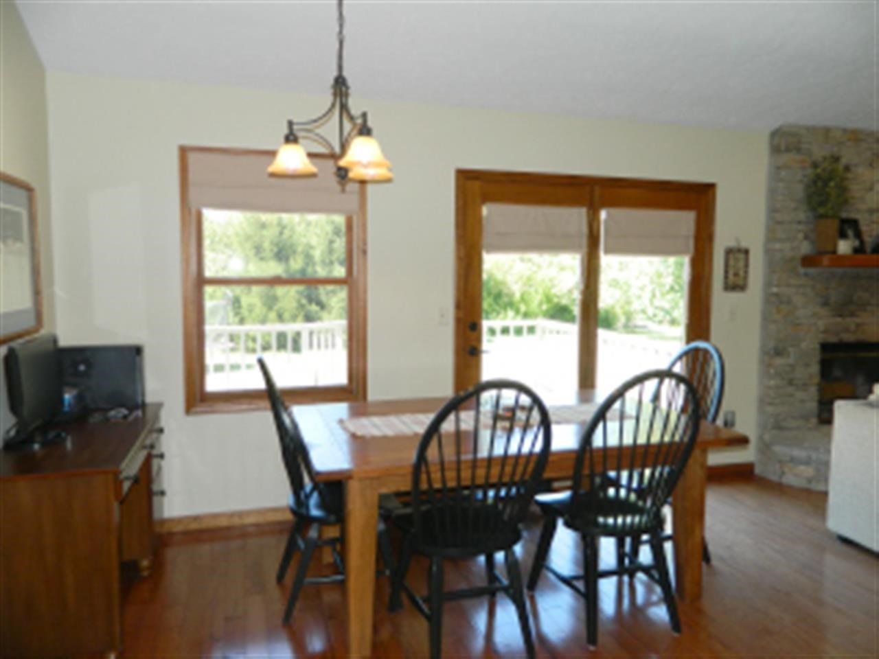 8102 S Talbott Ct, Bloomington, IN 47401 photo 7