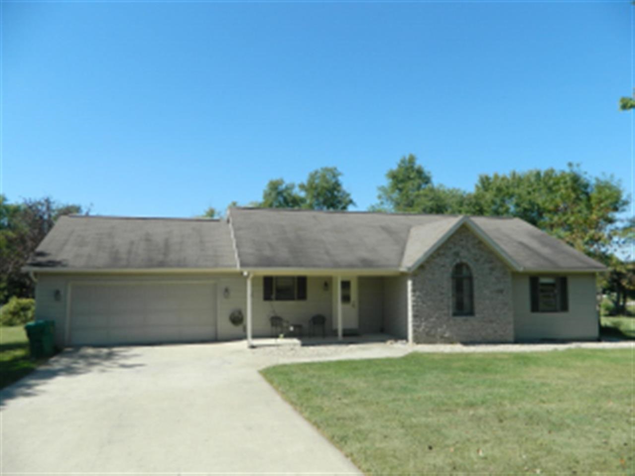 8102 S Talbott Ct, Bloomington, IN 47401 photo 1