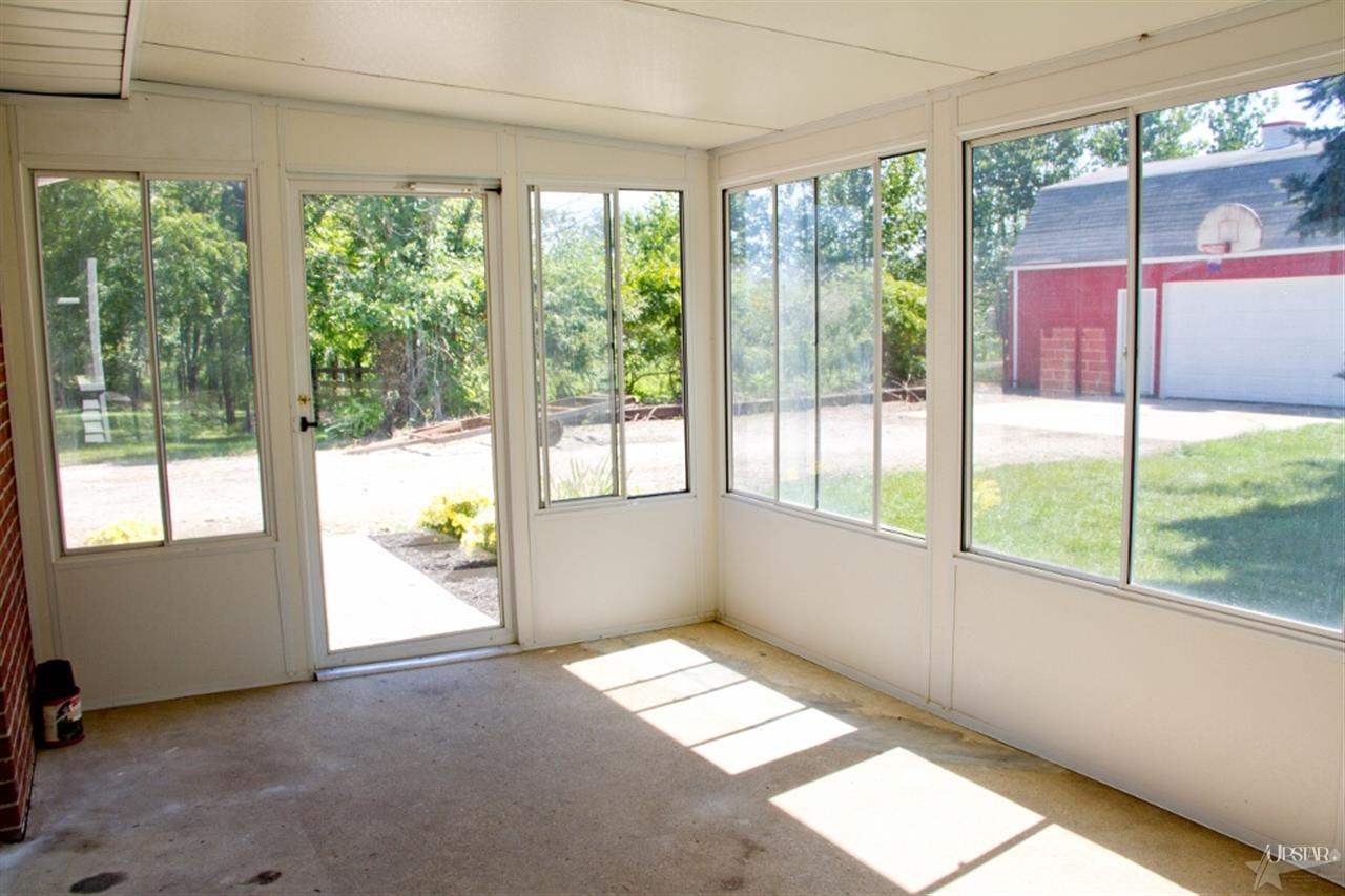 4908 Crawford Rd, Fort Wayne, IN 46845 photo 10