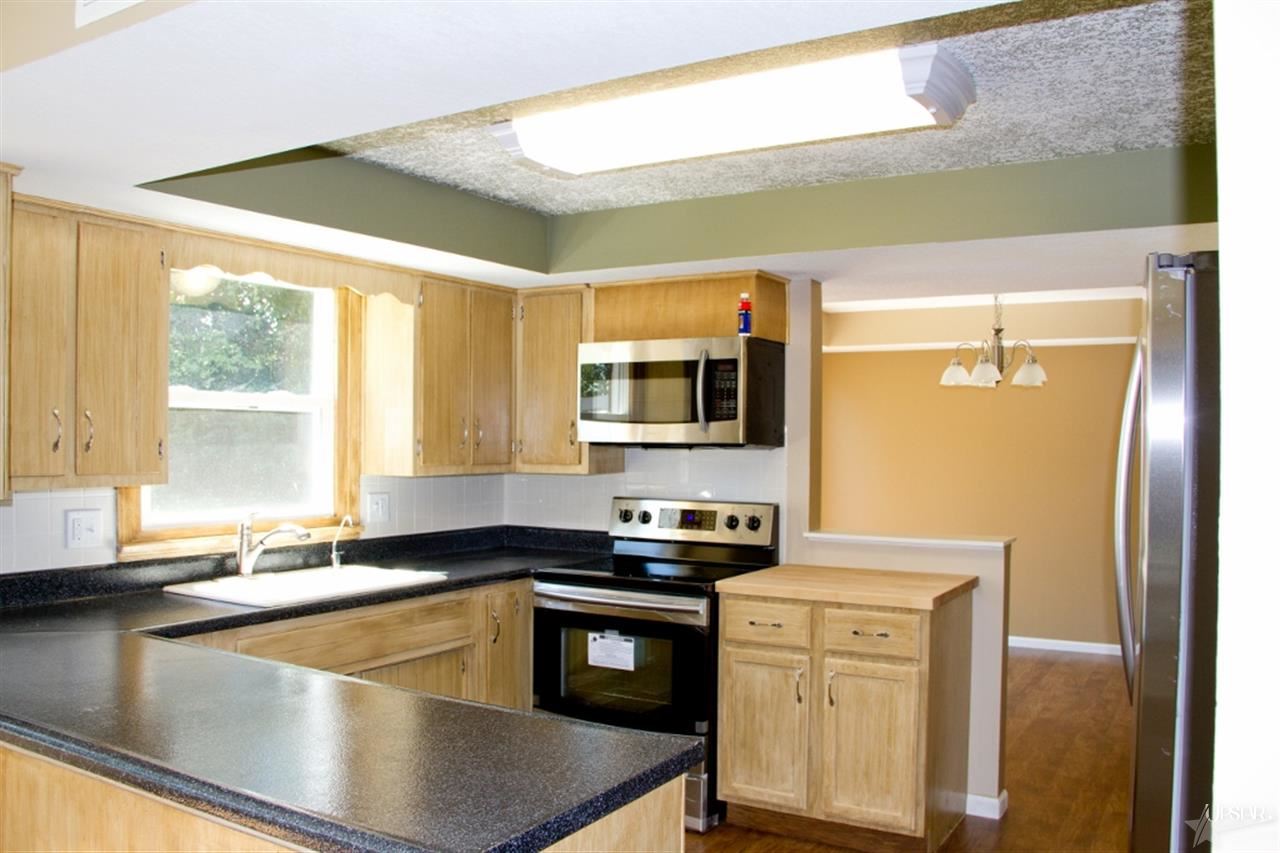 4908 Crawford Rd, Fort Wayne, IN 46845 photo 3