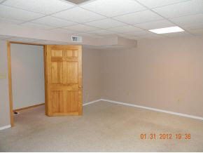 470 W Cross Rd, Bloomington, IN 47403 photo 17