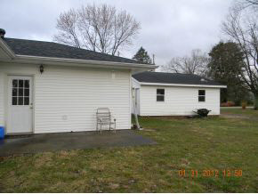 470 W Cross Rd, Bloomington, IN 47403 photo 3