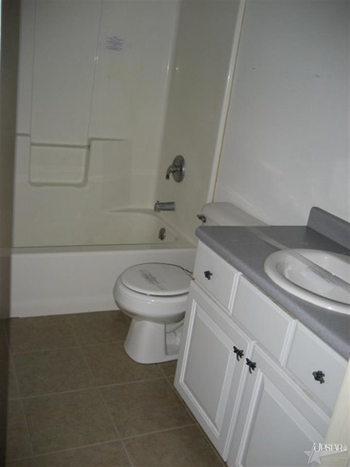 8605 Frazier Dr, Fort Wayne, IN 46818 photo 13
