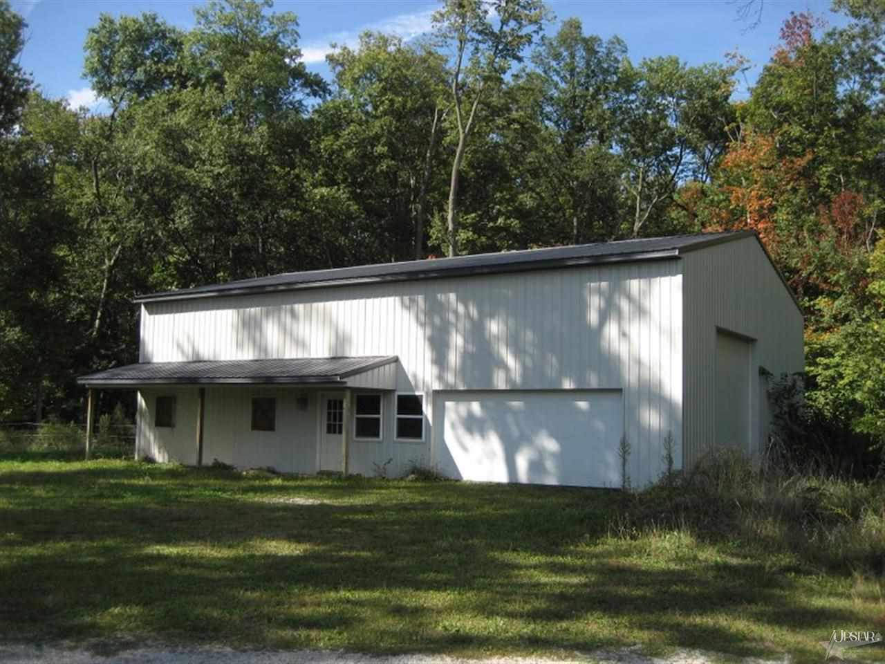 8605 Frazier Dr, Fort Wayne, IN 46818 photo 2