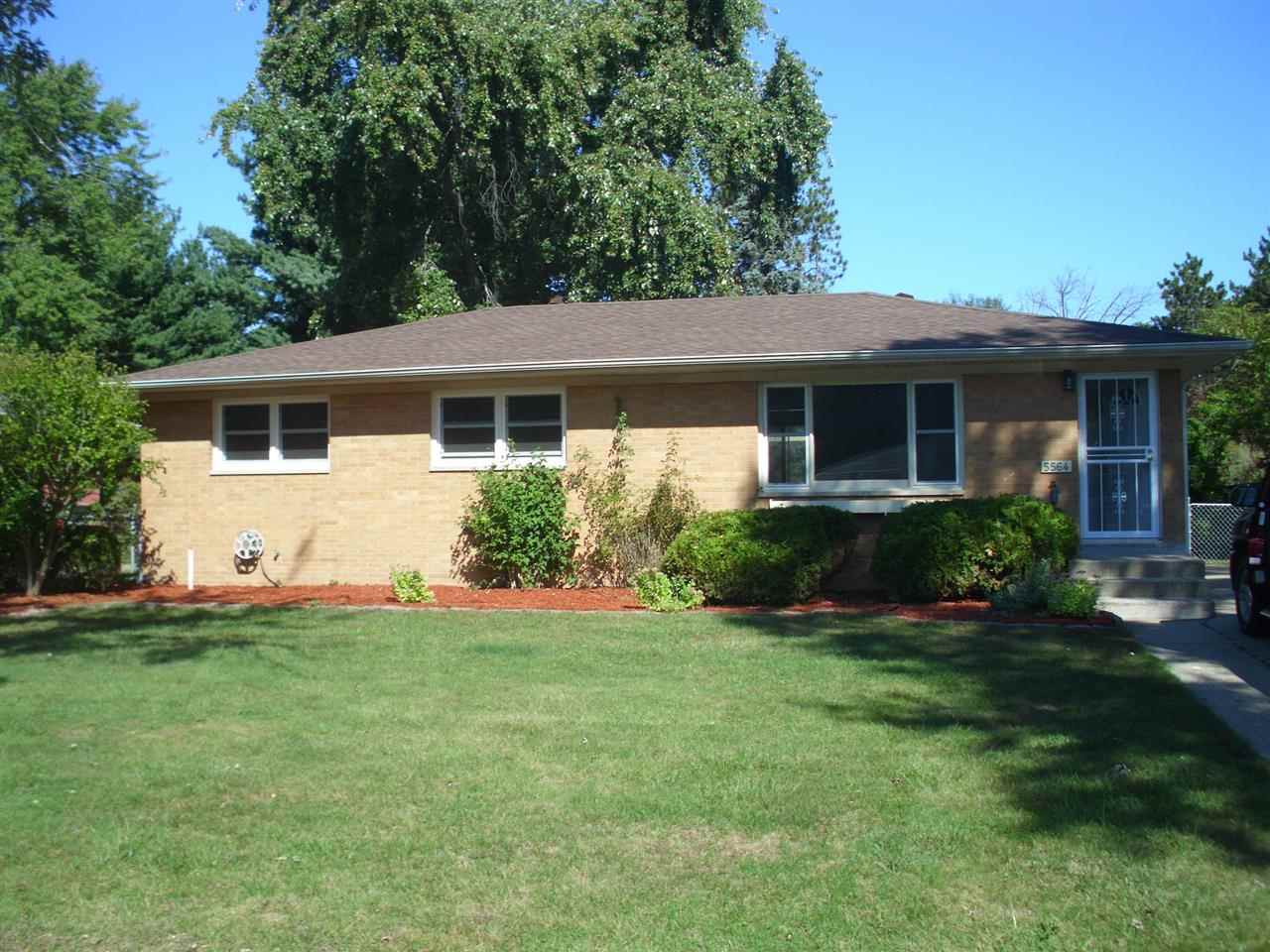 5564 Bruce Ave, Portage, IN 46368 photo 1