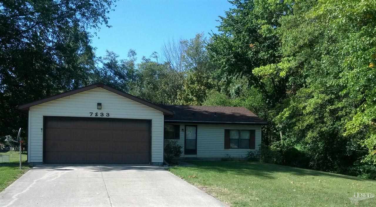 7233 Pana Dr, Fort Wayne, IN 46835 photo 1