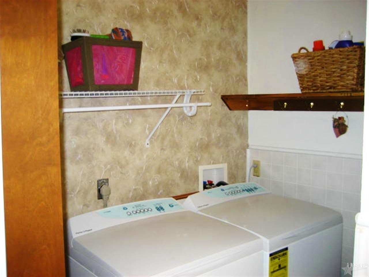 8026 Pebble Creek Pl, Fort Wayne, IN 46835 photo 16