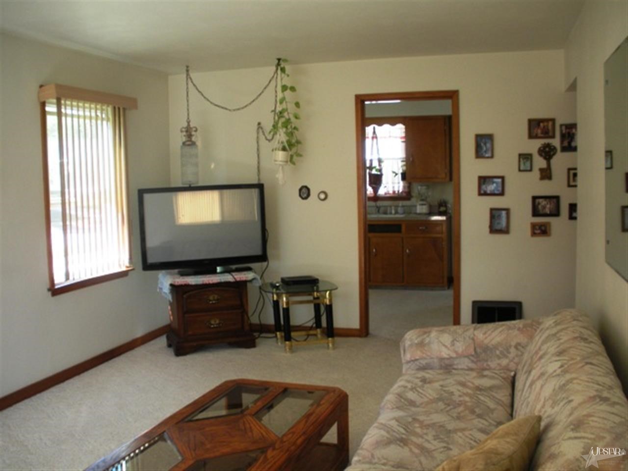 1644 Huffman Blvd, Fort Wayne, IN 46808 photo 2