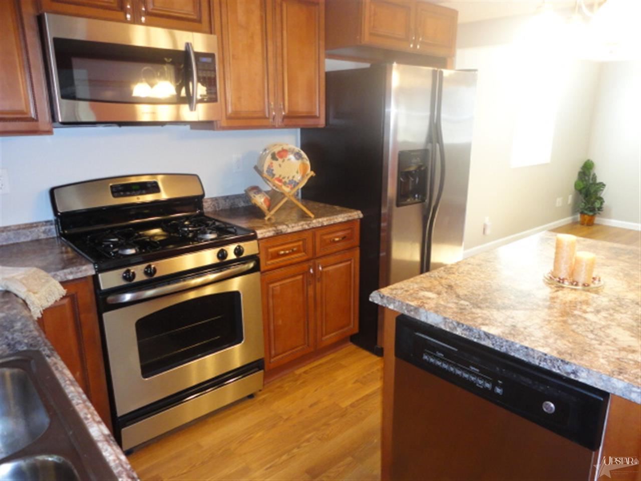 1719 Cottage Ave, Huntington, IN 46750 photo 1