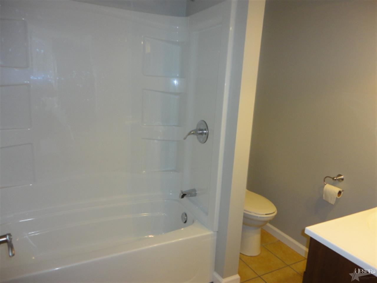1719 Cottage Ave, Huntington, IN 46750 photo 10