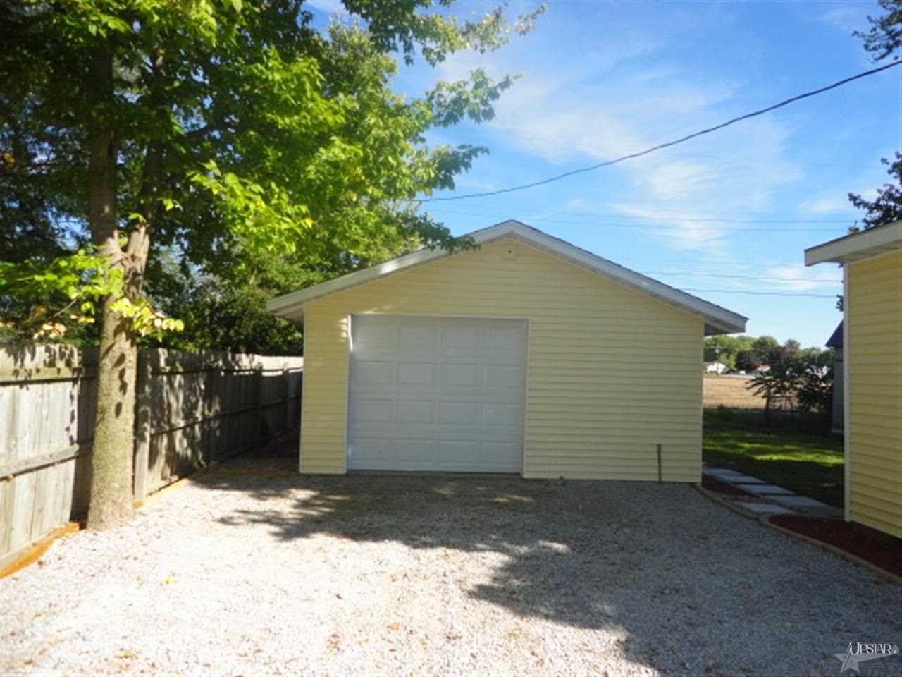 1719 Cottage Ave, Huntington, IN 46750 photo 16