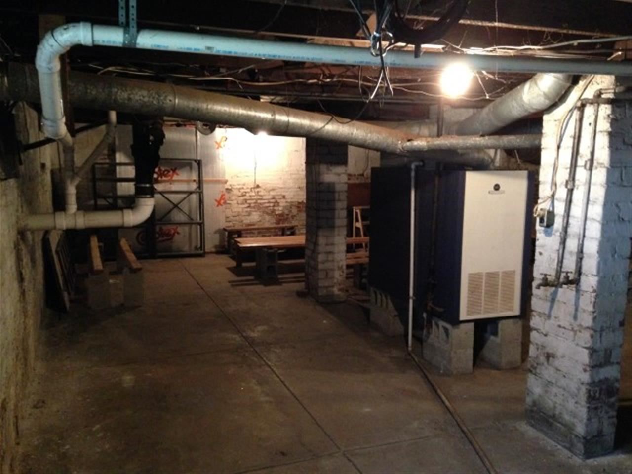 1005 W Jefferson St, Frankfort, IN 46041 photo 15