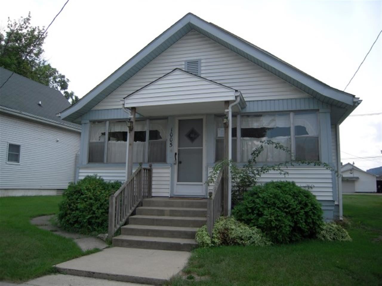 1005 W Jefferson St, Frankfort, IN 46041 photo 1