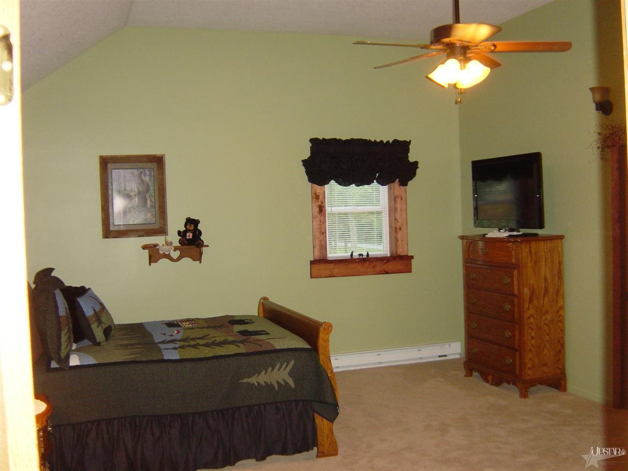 7557 N Meridian Rd, Uniondale, IN 46791 photo 7