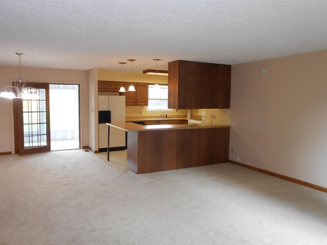 356 Poplar Dr, Ellettsville, IN 47429 photo 2