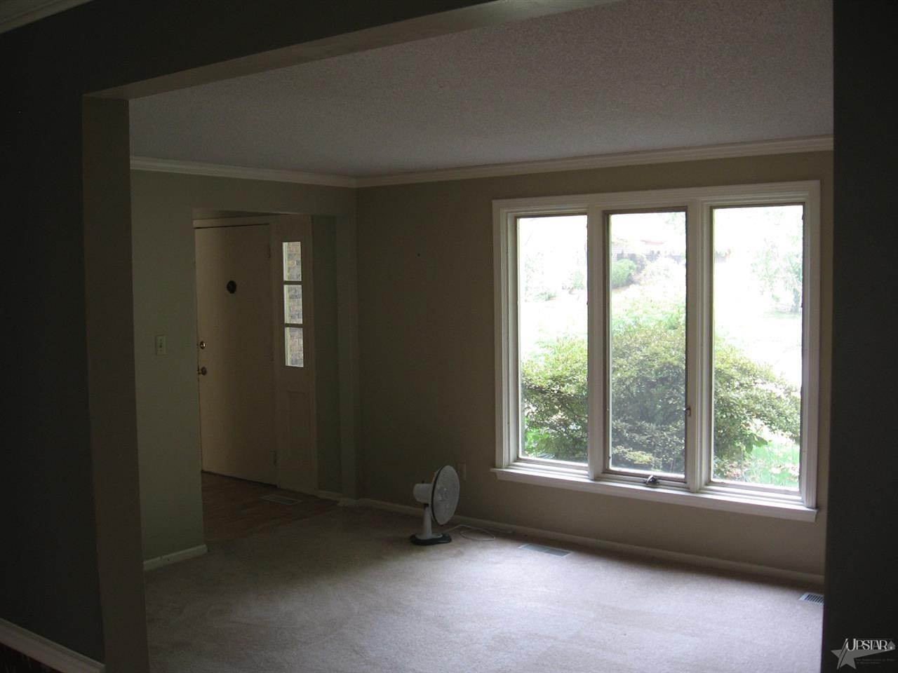 9525 Woodstream Dr, Fort Wayne, IN 46804 photo 7