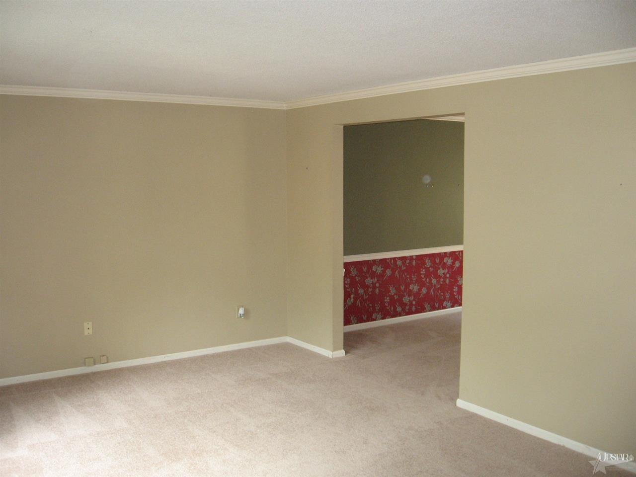 9525 Woodstream Dr, Fort Wayne, IN 46804 photo 8