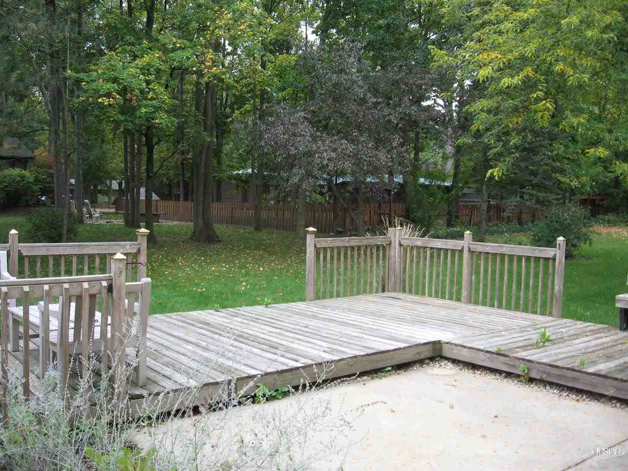 9525 Woodstream Dr, Fort Wayne, IN 46804 photo 6
