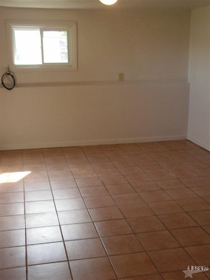 3810 Abbott St, Fort Wayne, IN 46806 photo 12
