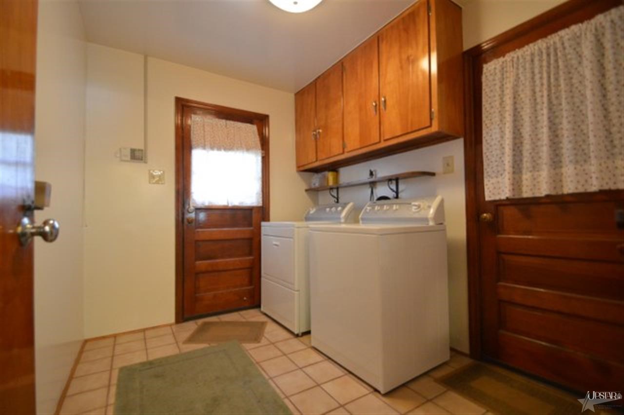 5215 Plaza Dr, Fort Wayne, IN 46806 photo 11